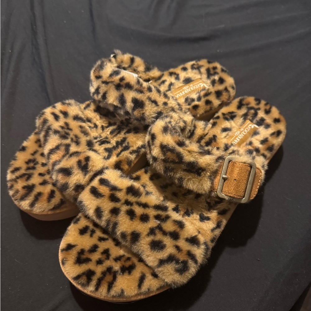 Koolaburra UGG Buckle Size 10 UGGS Slippers